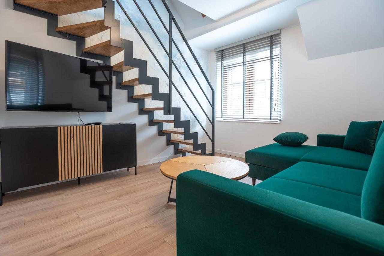 Woody - Smart Luxury Apartment